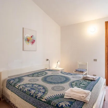 Baia Delle Mimose M4 *