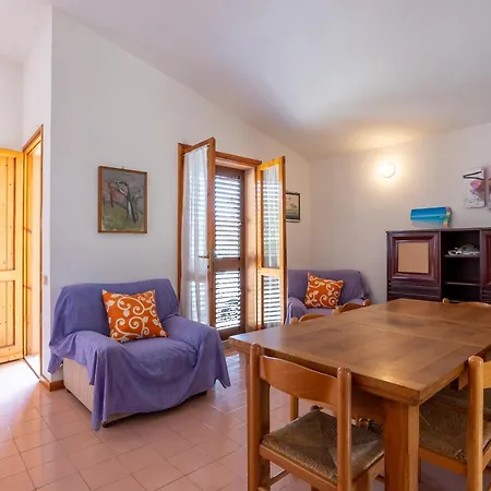 Baia Delle Mimose M4 *